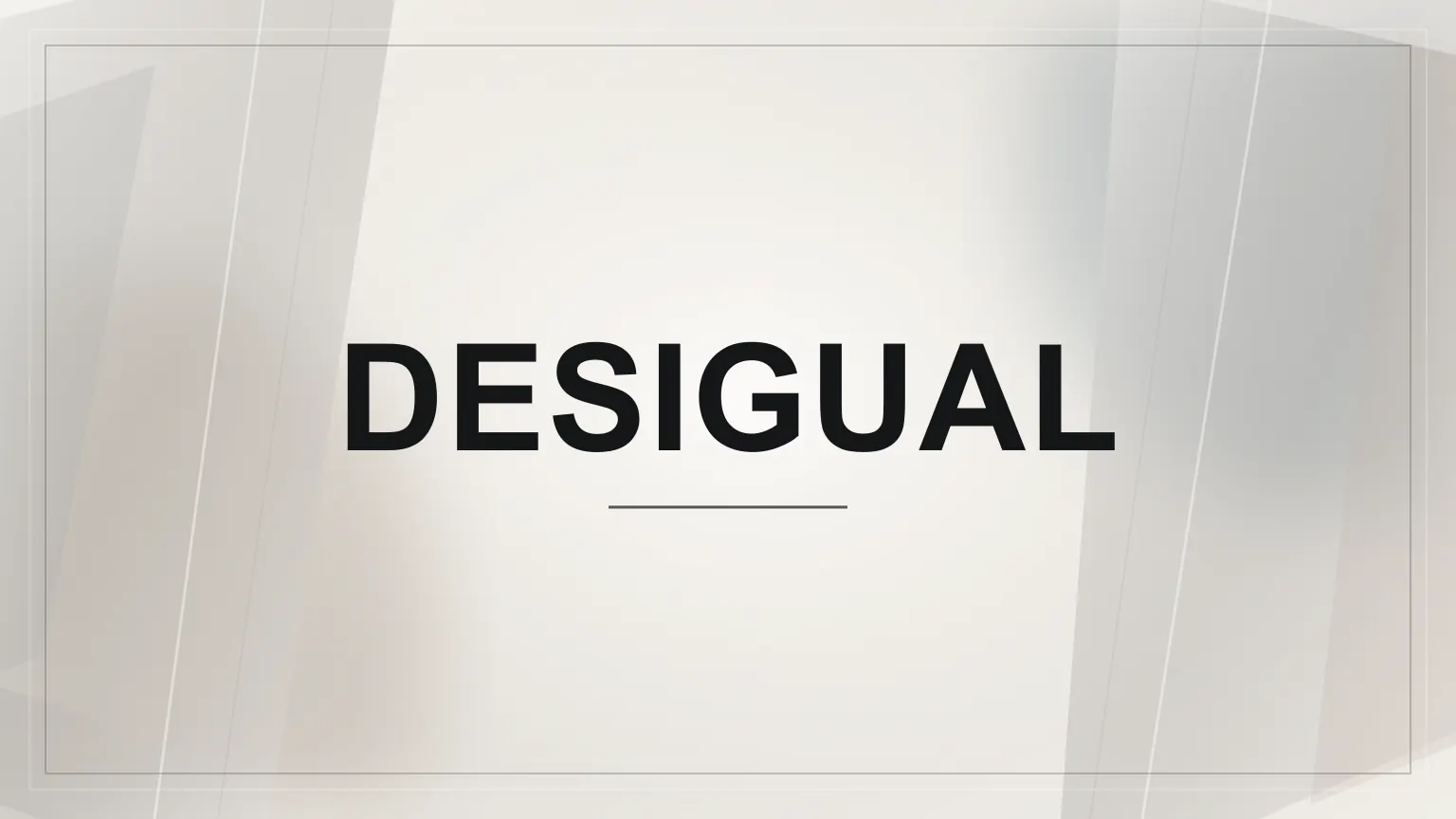 Světlý geometrický náhled s nápisem Desigual